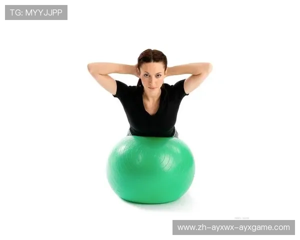 高效腹肌训练器械精选助你打造核心力量